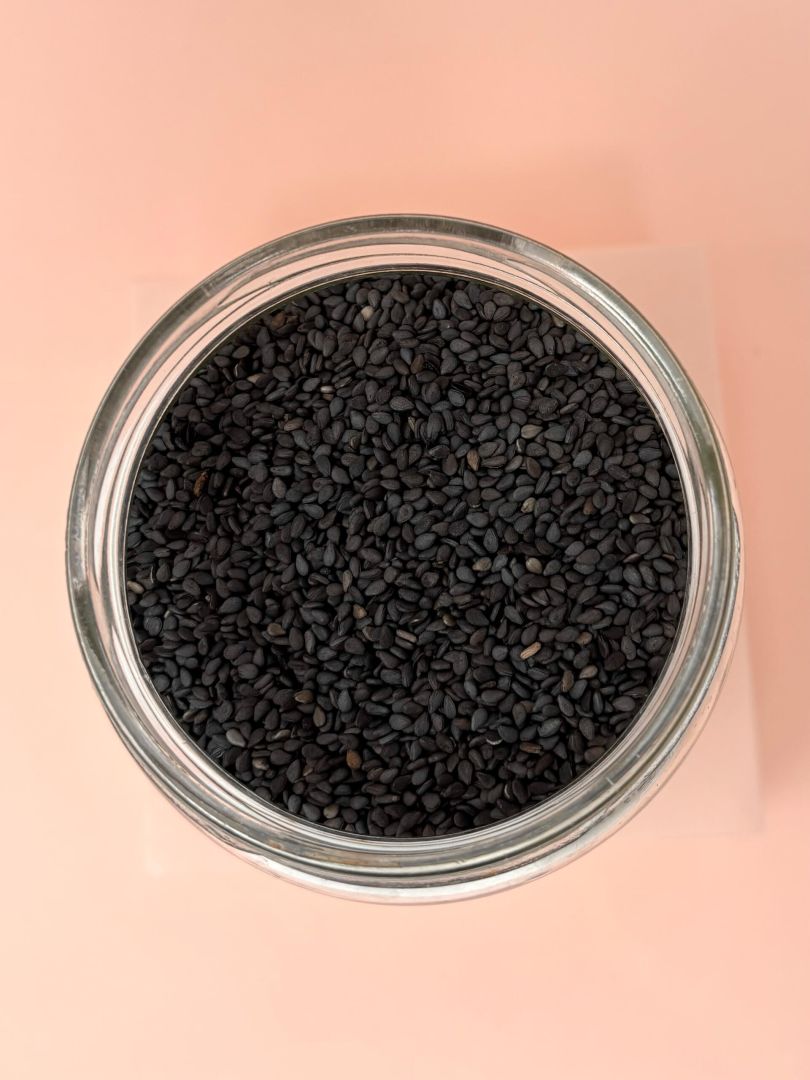 Graines de sésame noir